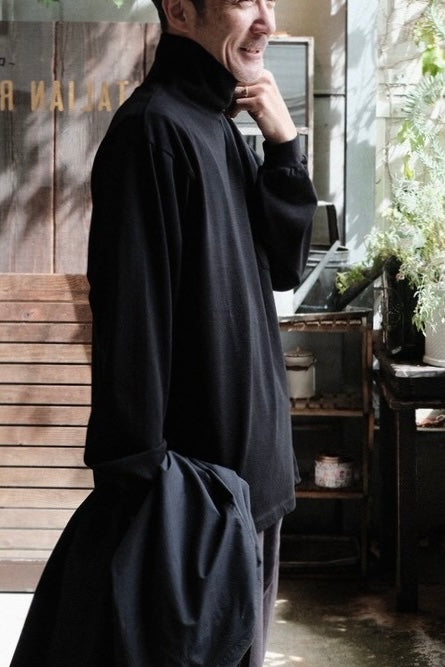 モデル179cm/L着用