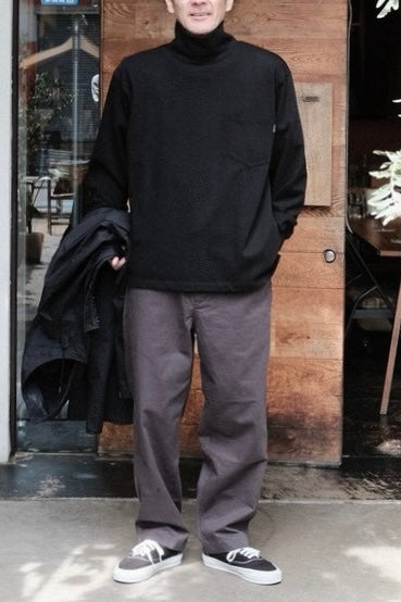 モデル179cm/L着用