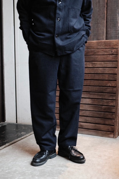 モデル179cm/L着用