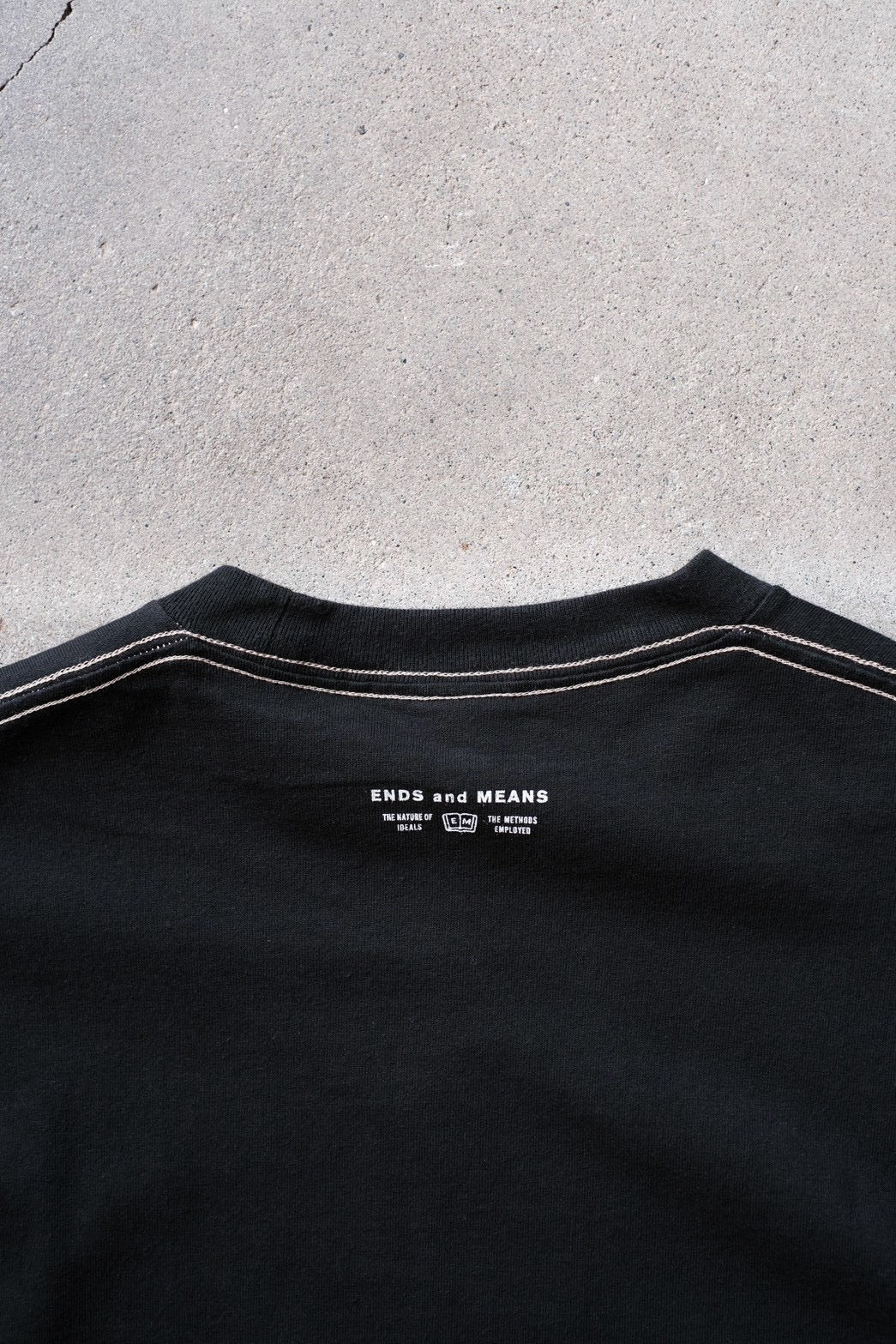 ENDS and MEANS "DIEU TROMPEUR Long Sleeve T-shirt"