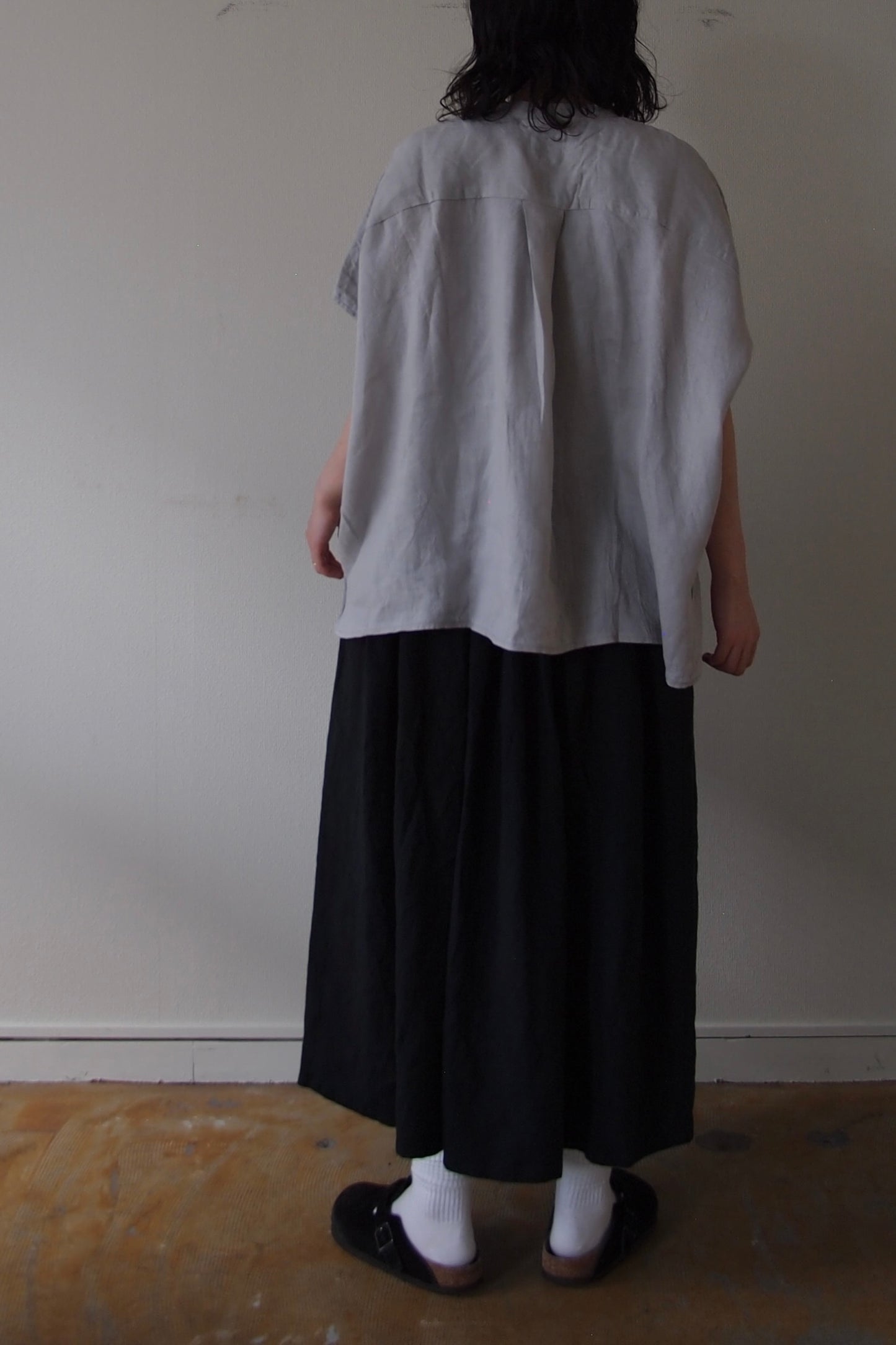 STANDARD SHIRT "No-sleeve Short Shirt"