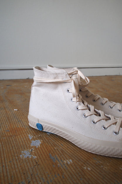 Moon Star "SHOES LIKE POTTERY HIGH"