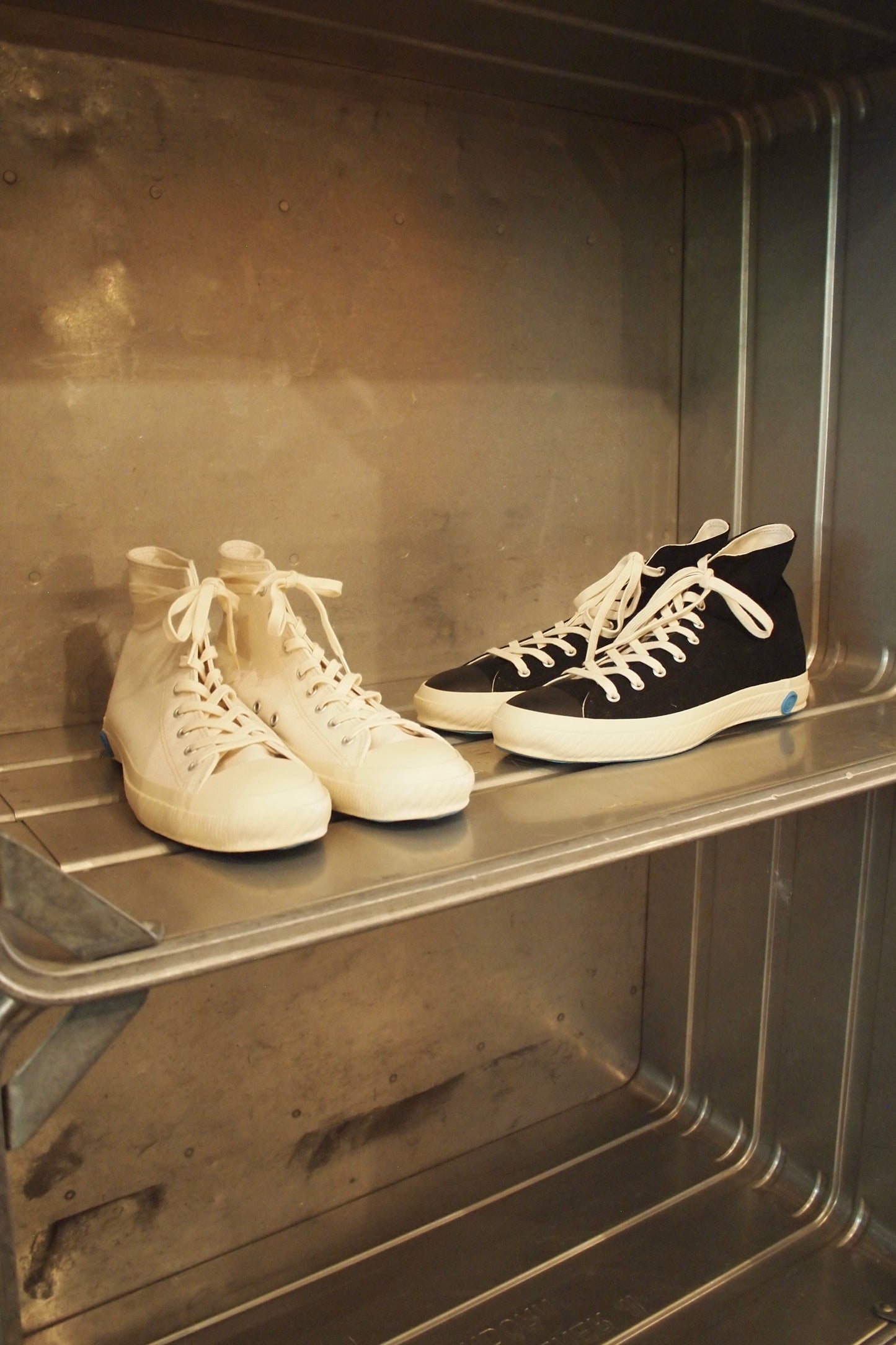 Moon Star "SHOES LIKE POTTERY HIGH"