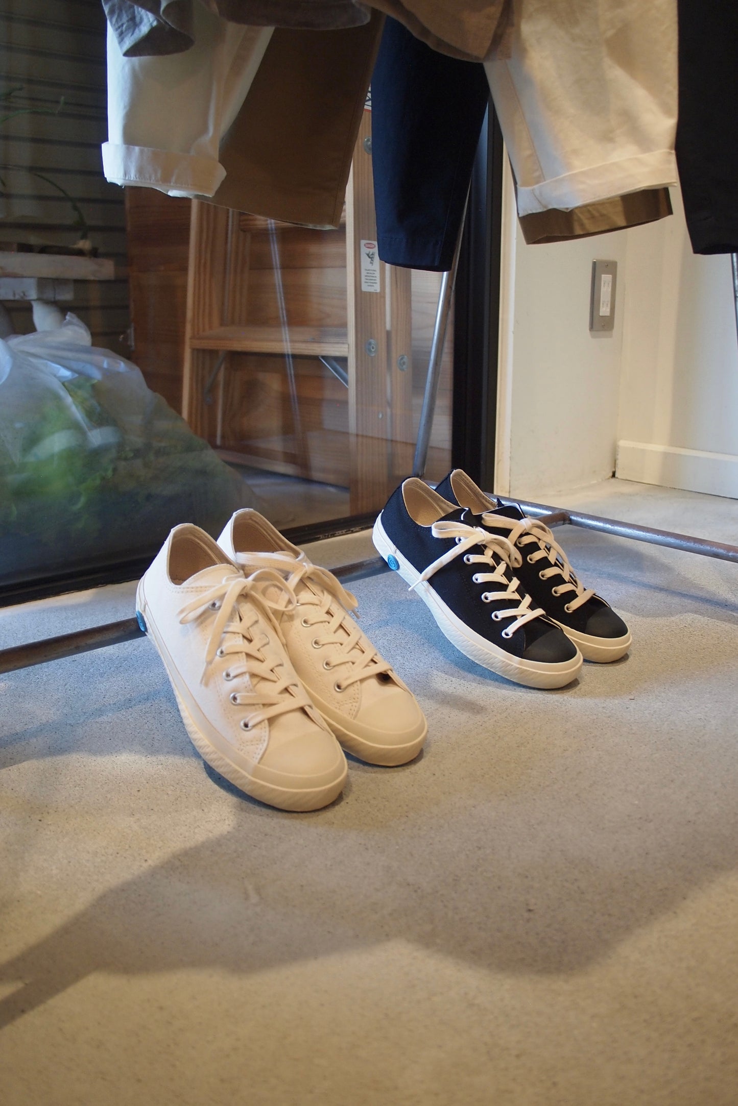 Moon Star "SHOES LIKE POTTERY LOW"
