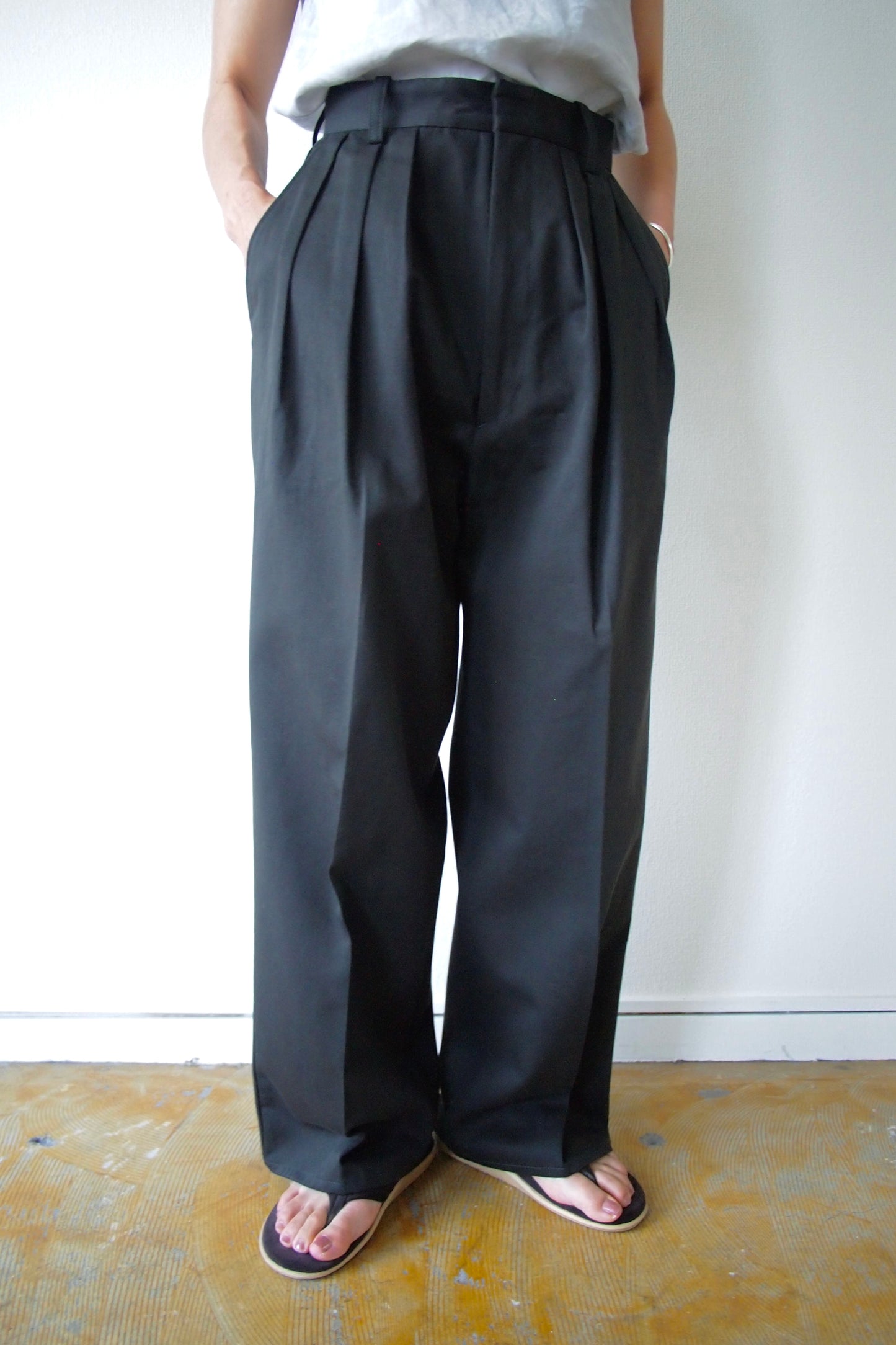 LUVOURDAYS "逆グルカPants"