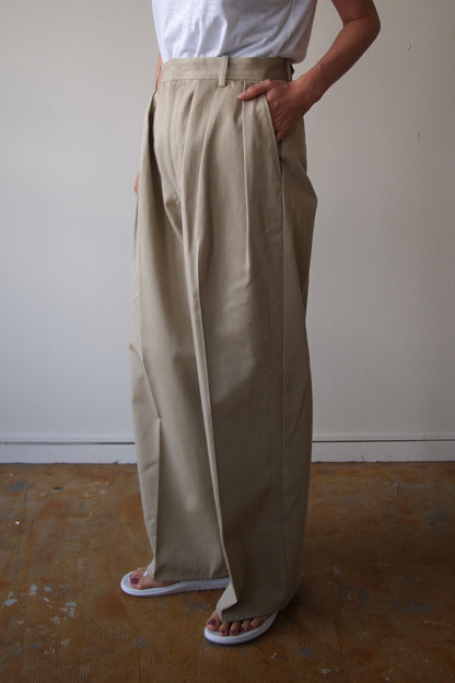LUVOURDAYS "逆グルカPants"