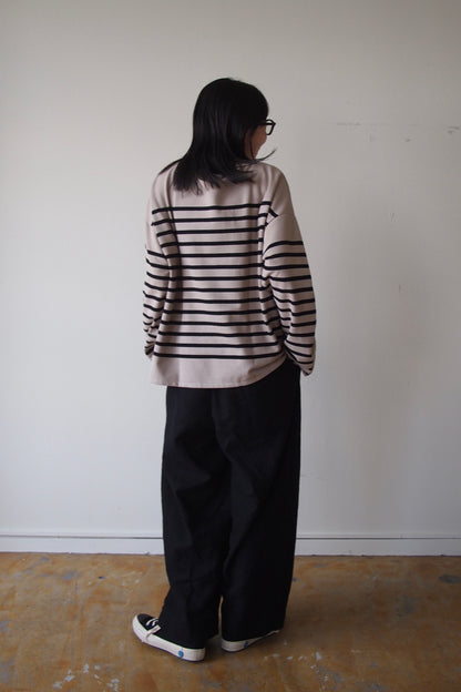 TAUPE×BLACK/モデル160cm