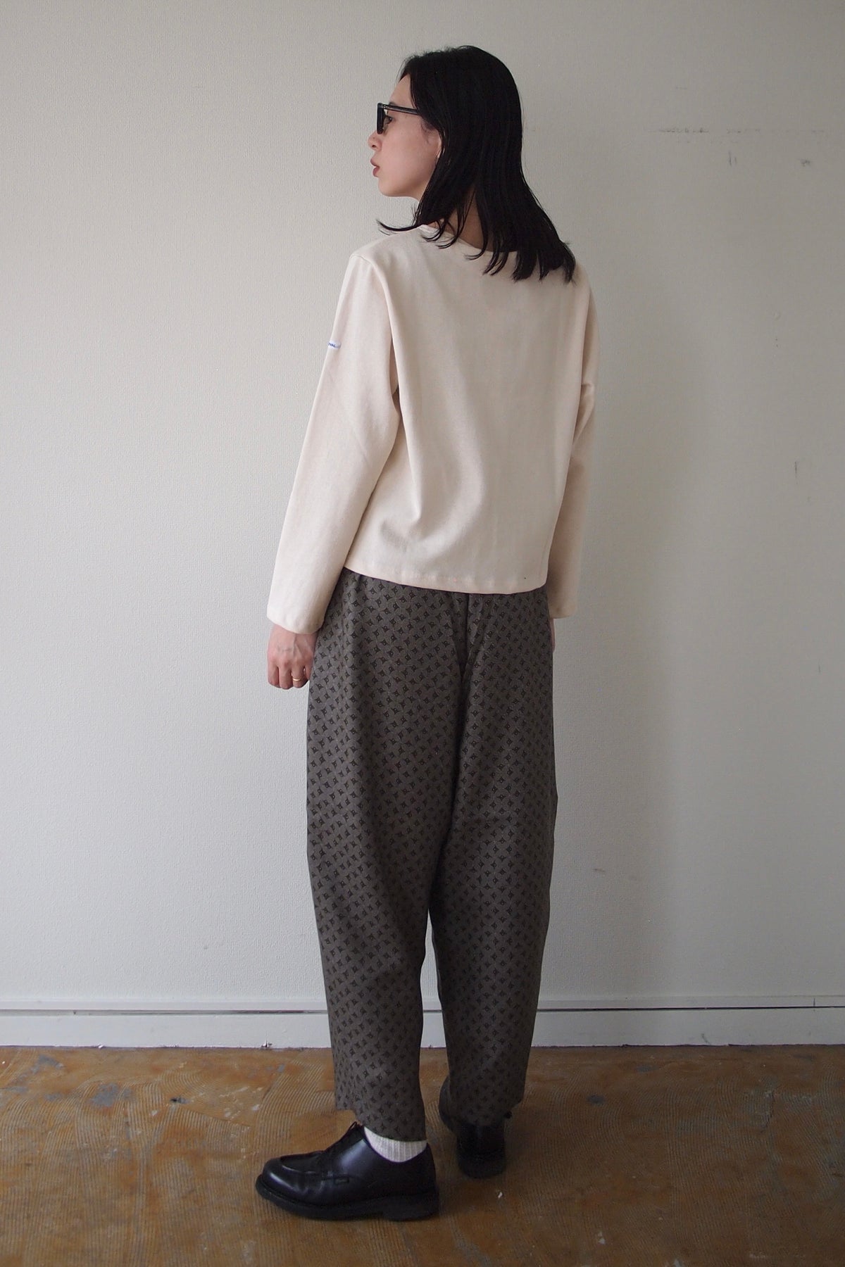 ECRU/モデル160cm
